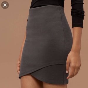 Aritzia talula skirt Never Worn